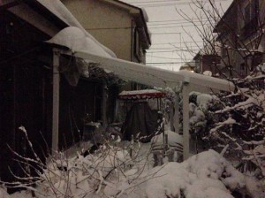雪と屋台